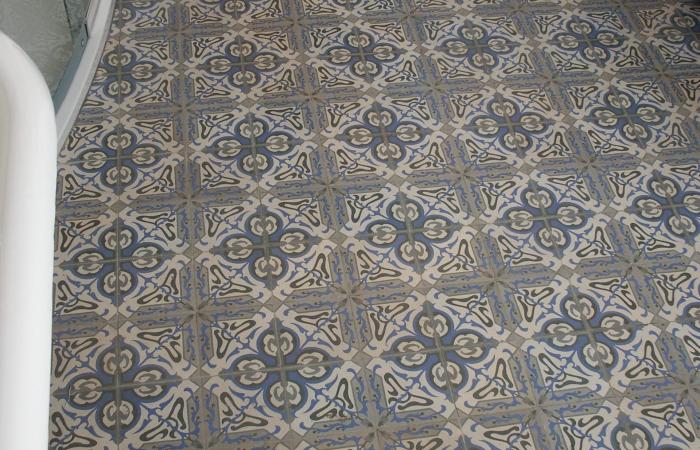 An early Art Nouveau floor in a bathroom in England