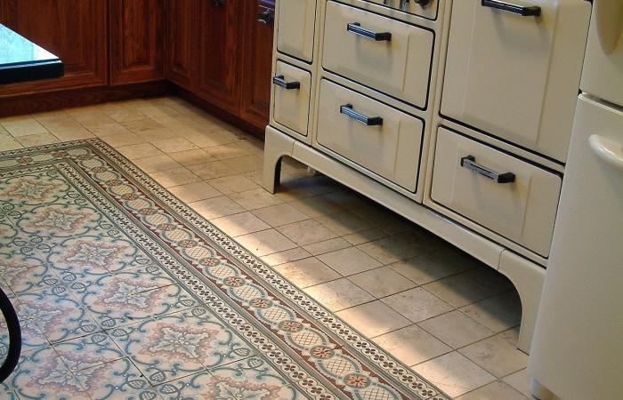 A stunning art nouveau floor in a kitchen in Brooklyn