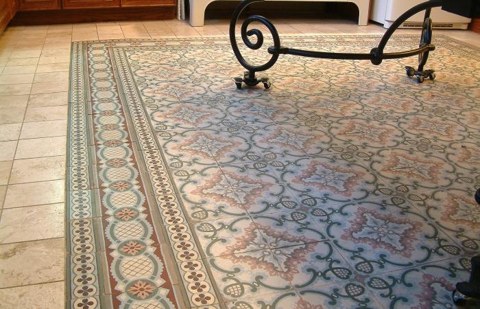 A stunning art nouveau floor in a kitchen in Brooklyn