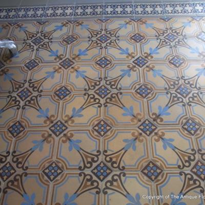 A period octagon ceramic with cabochons in a Gotland, Sweden bathroom 