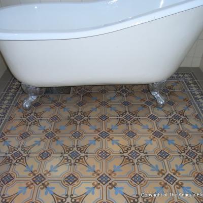 A period octagon ceramic with cabochons in a Gotland, Sweden bathroom 