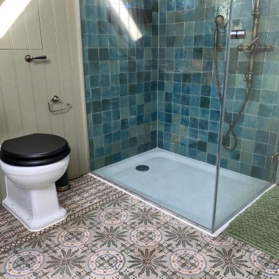 Practical and beautiful - Cool calm tones in this London bathroom