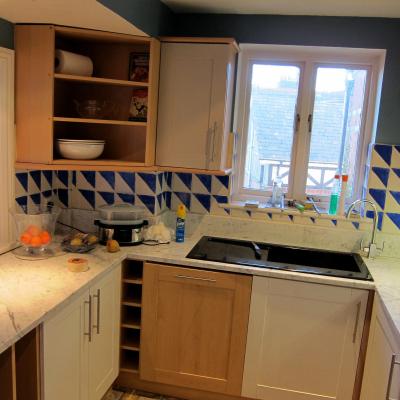 Two carreaux de ciments floors and a ceramic in this Kent house 