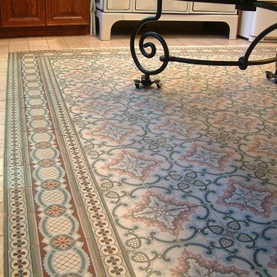 A stunning art nouveau floor in a kitchen in Brooklyn