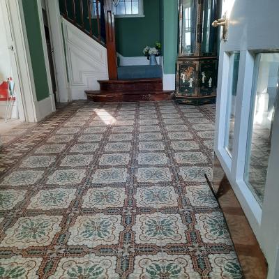 A Morialme antique ceramic in a Georgian house hallway