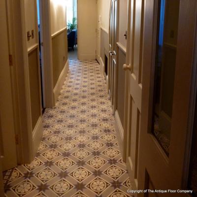 A funky finish in this London entrance hallway