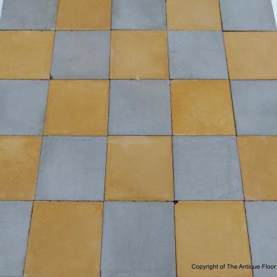 10.5m2+ antique French carreaux de ciments damier floor