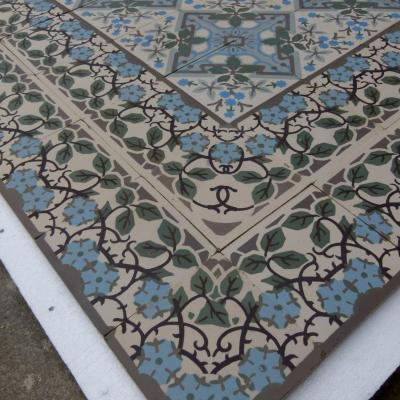 Large +/- 22.75m2 antique ceramic floor with same size border tiles