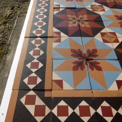 8.2m2 beautiful antique Perrusson ceramic floor - early 20th century