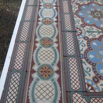 10m2+ / 108 sq ft antique ceramic encaustic with triple border tiles