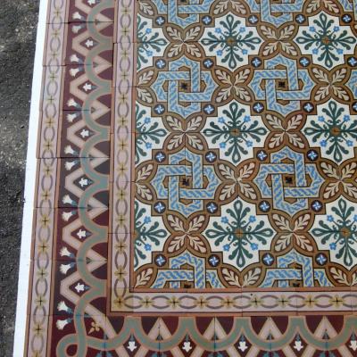 12.25m2 antique St Ghislaine ceramic floor with border options