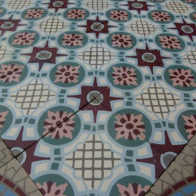 Antique Belgian floor with original borders – c.5m2 / 55 sq. ft