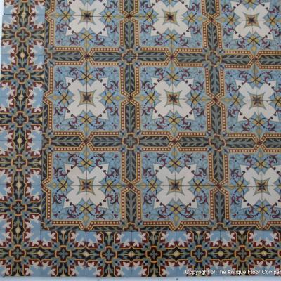 A small but stunningly detailed 3m2 antique ceramic floor