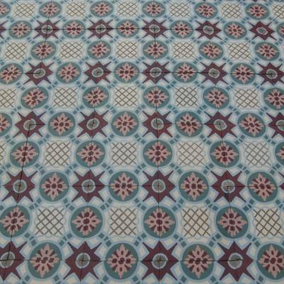 Antique Belgian floor with original borders – c.5m2 / 55 sq. ft