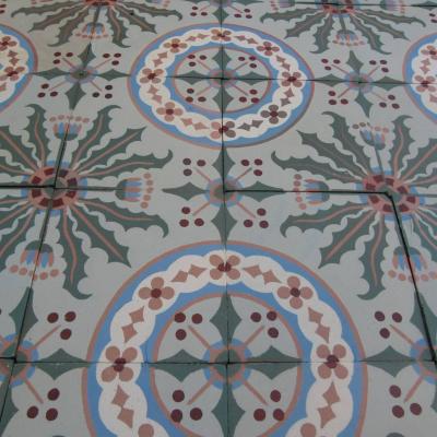 10m2 / 107 sq. ft antique floral themed Societe Amay ceramic