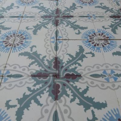 9m2 / 97 sq ft antique Belgian ceramic floor with triple borders