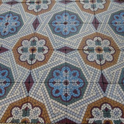 A 10.2m2 / 110 sq ft antique Belgian ceramic floor (CL120)