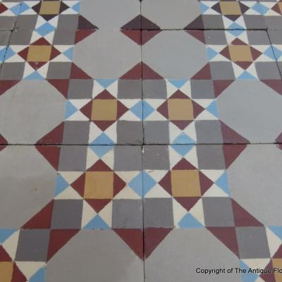 A 15.3m2 / 165 sq ft antique French Winckelmans floor