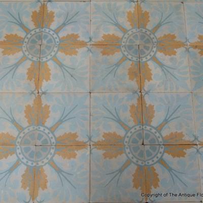 c.5.75m2 / 62 sq ft. French Douzies Maubeuge ceramic