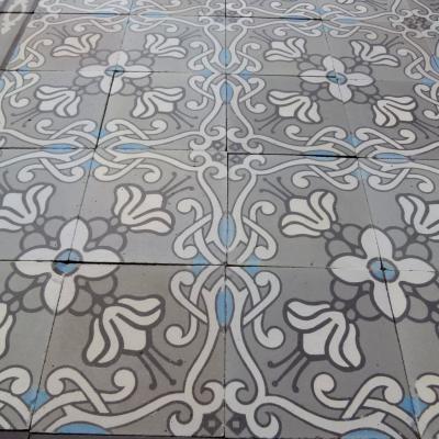 A beautiful 22m2 art nouveau ceramic floor 