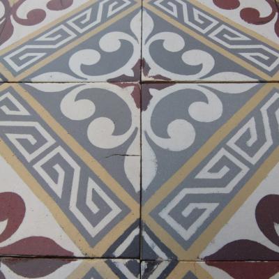 4m2 antique French ceramic floor c.1915-1920