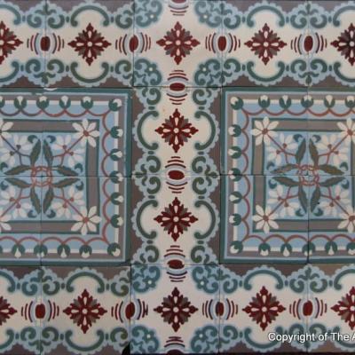 Ornate antique Societe Amay period ceramic - 10.75m2