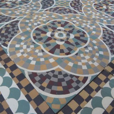 9.4m2 mosaic themed Belgian ceramic floor pre-1912