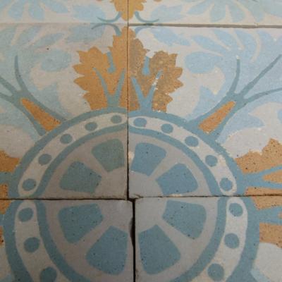 c.5.75m2 / 62 sq ft. French Douzies Maubeuge ceramic