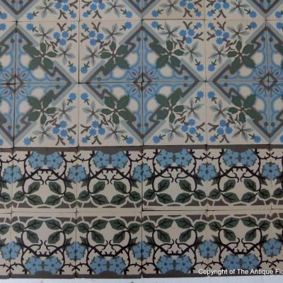 Large +/- 22.75m2 antique ceramic floor with same size border tiles