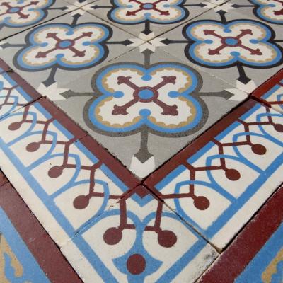 A large Chimay ceramic with triple borders - c.33.25m2 / 360 sq ft.