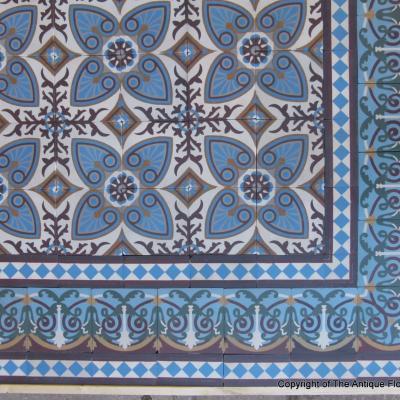 Triple border St Ghislain ceramic dated 1895 - 16m2 / 172 sq ft.