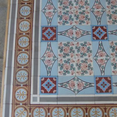 An impressive period Douvrin floor - c.16.5m2 / 177 sq ft.