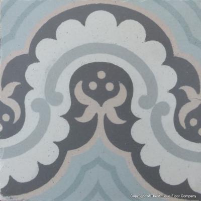 9.3m2+ / 100 sq ft antique Amay floor in a pastel palette