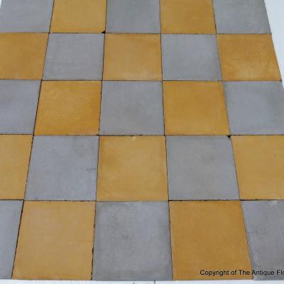 10.5m2+ antique French carreaux de ciments damier floor