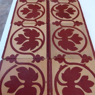 2m2 period French Perrusson floor of large 17cm square ceramic tiles