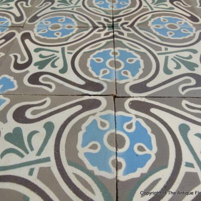 2.7m2 to 4.7m2 of Belgian Art Nouveau ceramic tiles