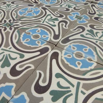 2.7m2 to 4.7m2 of Belgian Art Nouveau ceramic tiles