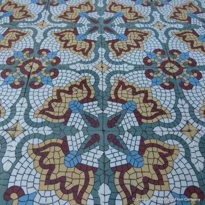 A large 25.75m2 antique Rebaix floor with triple borders c.1920-1930