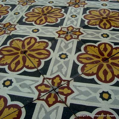 1m2 of antique carreaux de ciments tiles