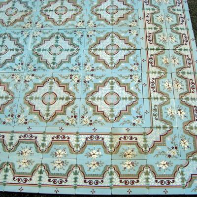 17.5m2 / 190 sqft floral themed antique ceramic encaustic floor c.1905