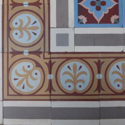 5.5m2 antique French Douvrin ceramic floor