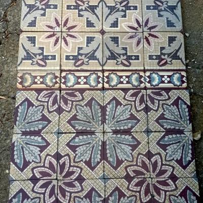 A rich antique Belgian ceramic with its original borders c.13m2