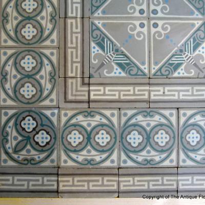 An 10.7m2 Ceramiques Moderne Art Deco floor