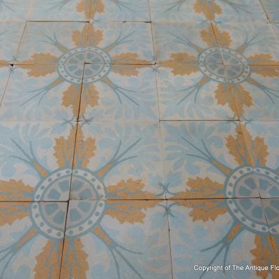 c.5.75m2 / 62 sq ft. French Douzies Maubeuge ceramic