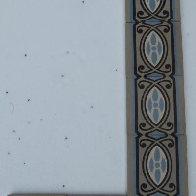 A quality Maubeuge ceramic encaustic border tile