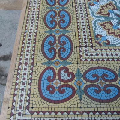 A large 25.75m2 antique Rebaix floor with triple borders c.1920-1930