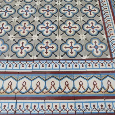 A large Chimay ceramic with triple borders - c.33.25m2 / 360 sq ft.