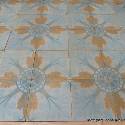 c.5.75m2 / 62 sq ft. French Douzies Maubeuge ceramic