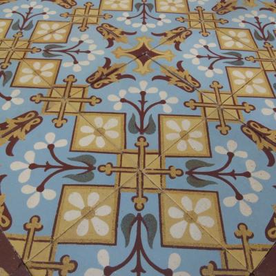 A small French ceramic floor with four borders - 6m2+ / 65 sq ft.