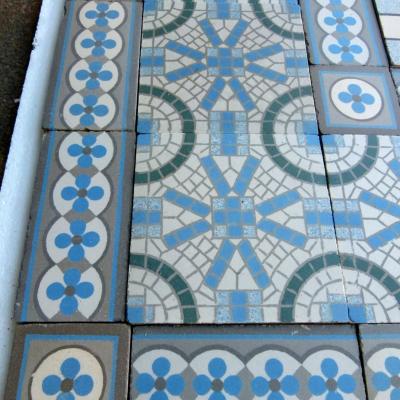 6m2 antique Belgian ceramic floor with triple borders